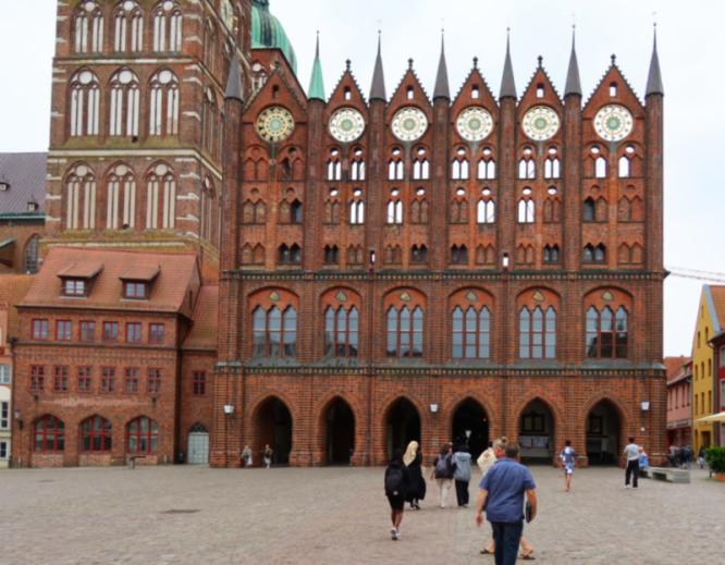 02_rathaus_stralsund.jpg