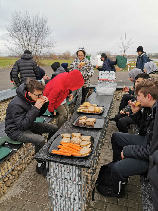 baeumepicknick.jpg baeumepicknick.jpg